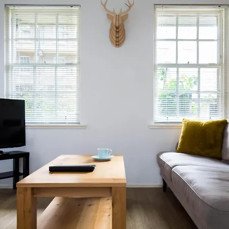 Modern Grassmarket Edinburgh