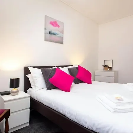 公寓 Broughton - Alluring One Bedroom Flat, Excellent Location, *