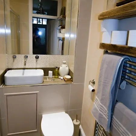 398 Avondale Place Appartamento *