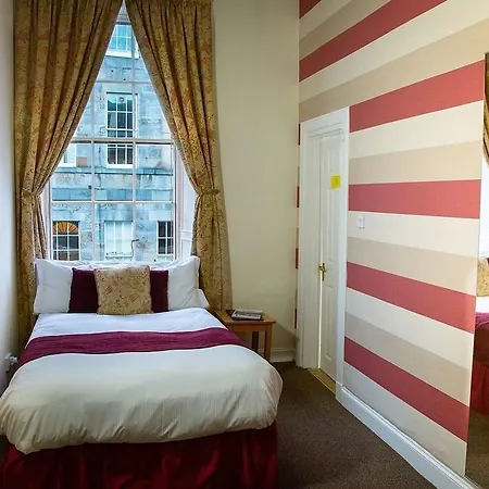 Otel The Broughton Townhouse