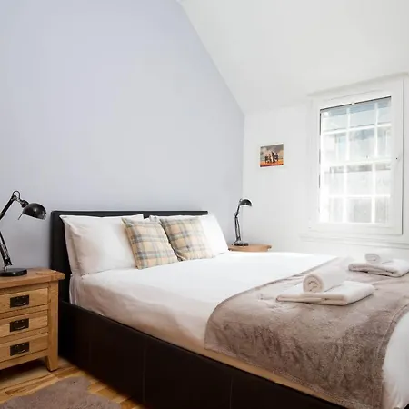 Апартаменты Castle Vista, Grassmarket