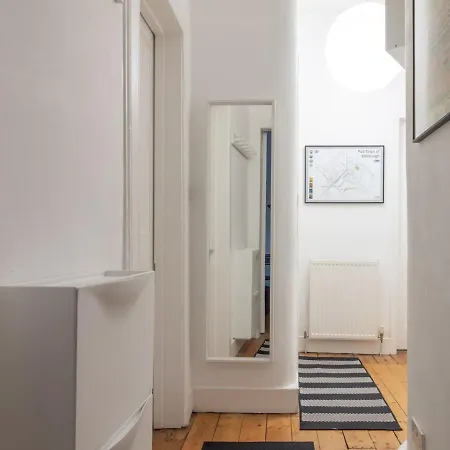 Stylish & Charming Retreat For 2- Centre! - Pass The Keys Edimburgo
