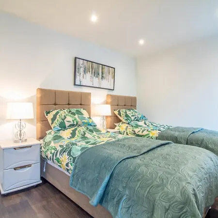 Apartament For People On The Frontline - Free Parking! Edynburg