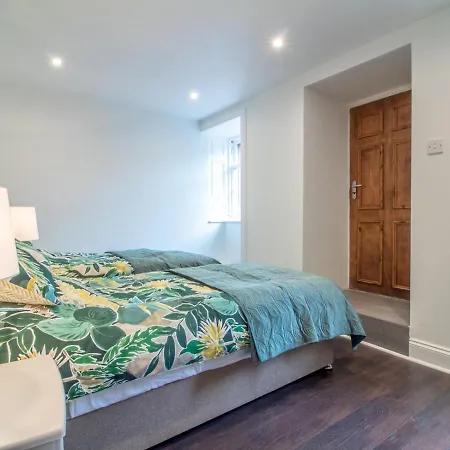 For People On The Frontline - Free Parking! Apartament