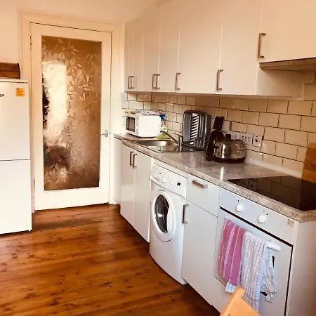 Centre Escape With Private Garden *