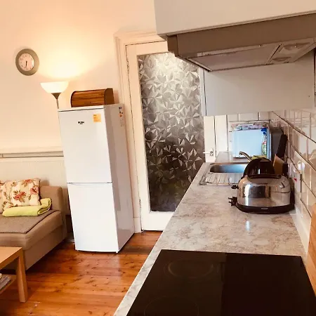 Centre Escape With Private Garden * Edinburgh
