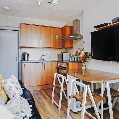 Central Royal Mile 3br-2ba, 1 Min To Castle - Free Parking & Zip Link Beds By Bonjour Residences