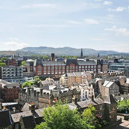 Central Royal Mile 3br-2ba, 1 Min To Castle - Free Parking & Zip Link Beds By Bonjour Residences Appartamento