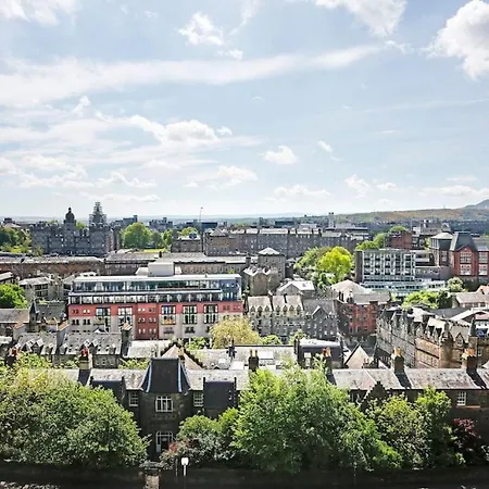 Apartamento Central Royal Mile 3br-2ba, 1 Min To Castle - Free Parking & Zip Link Beds By Bonjour Residences