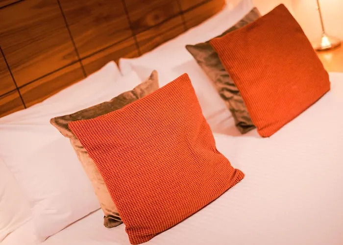 The Knight By Mansley 公寓式酒店