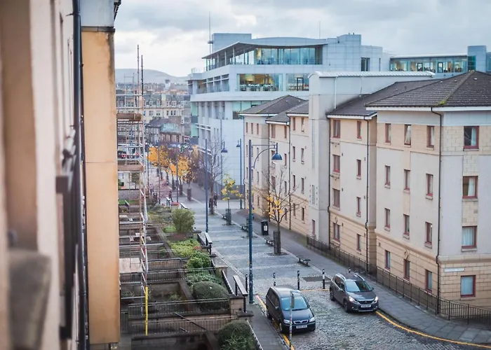 The Knight By Mansley 4*