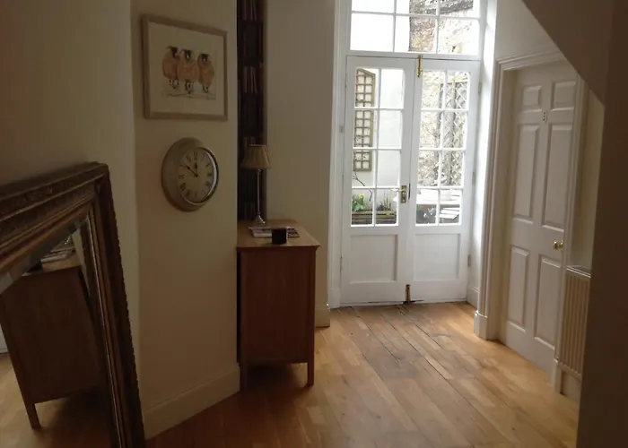 A In The - West ゲストハウス エディンバラ