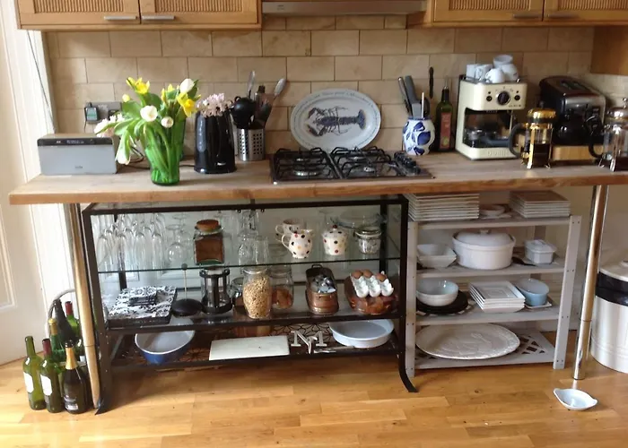 ゲストハウス A In The - West