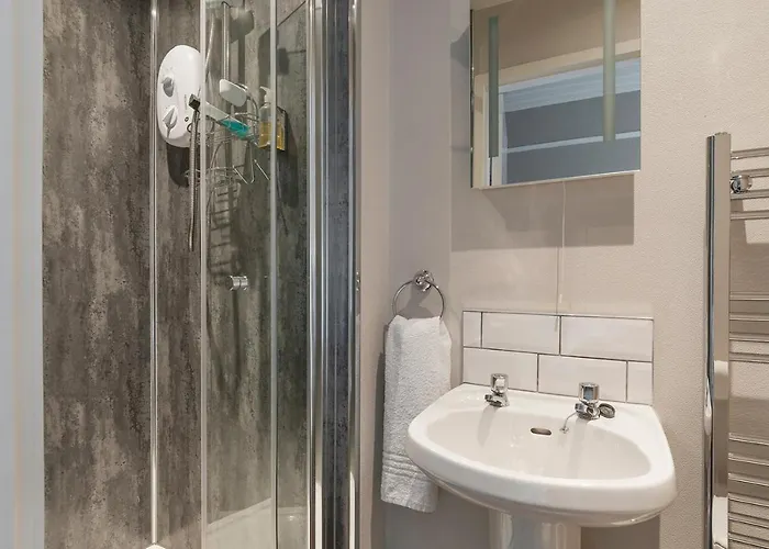 Aynetree Гостевой дом Эдинбург