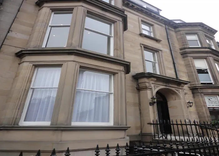 アパートホテル パーマーストン スイーツ 4*