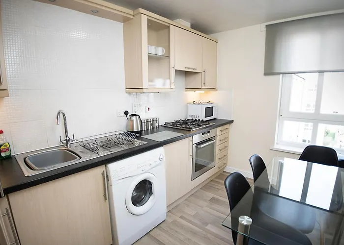 Lochend Serviced Apartment