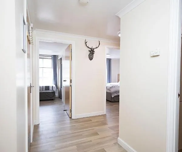 Apartment Lochend Serviced Edinburgh