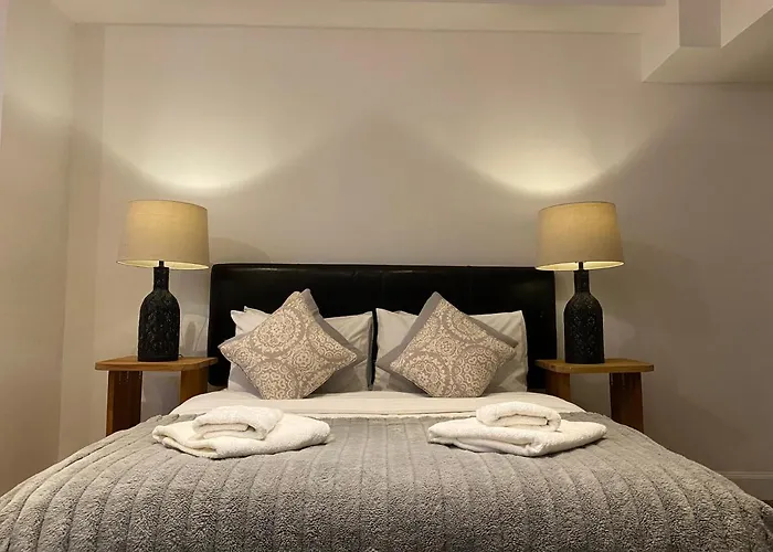 Queen Street Boutique Aparthotel