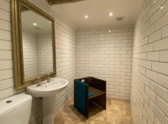 Queen Street Boutique Aparthotel