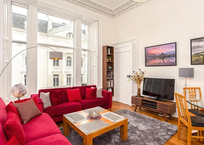 Cozy 2 Bedroom At Heart Of The *