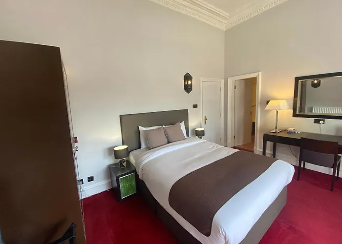 No6 West Coates Hotel