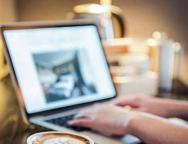 & Picardy Place 酒店