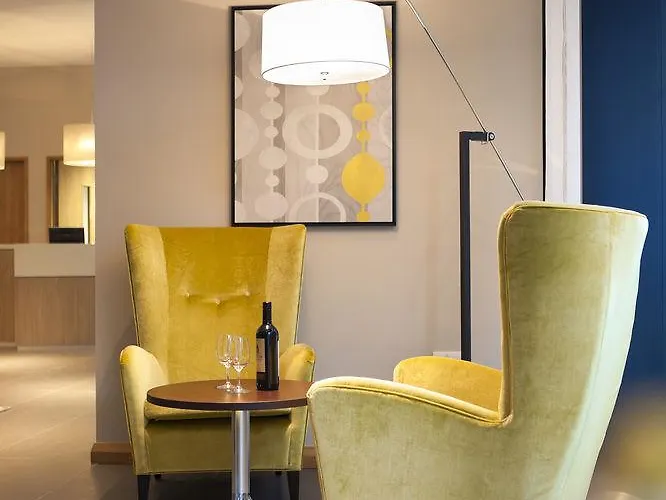By Marriott Отель 4*