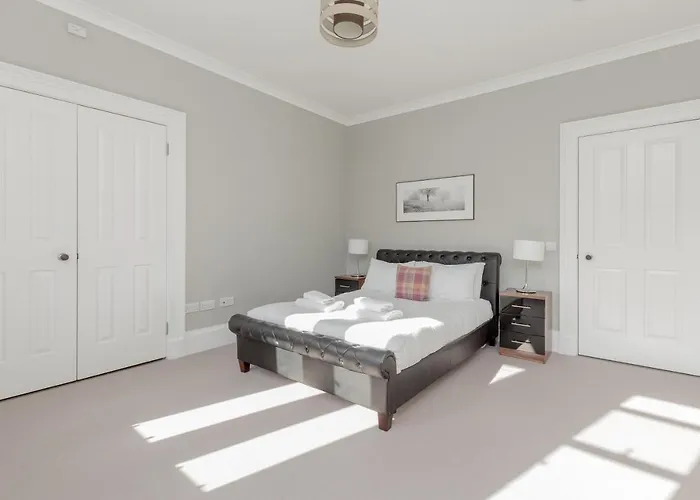 Destiny Scotland - Q-residence Apartment