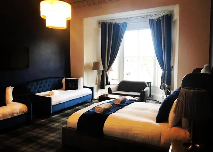 בית הארחה West End