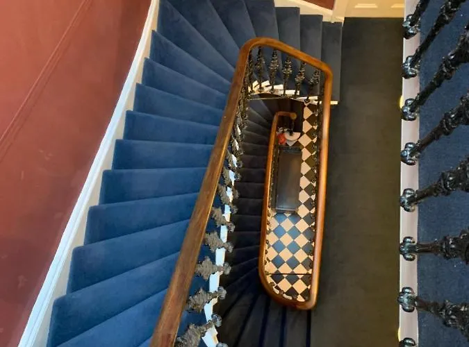 Southside Penzion 4*