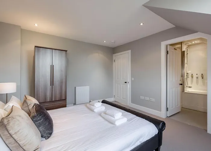 Destiny Scotland - Q-residence Apartment