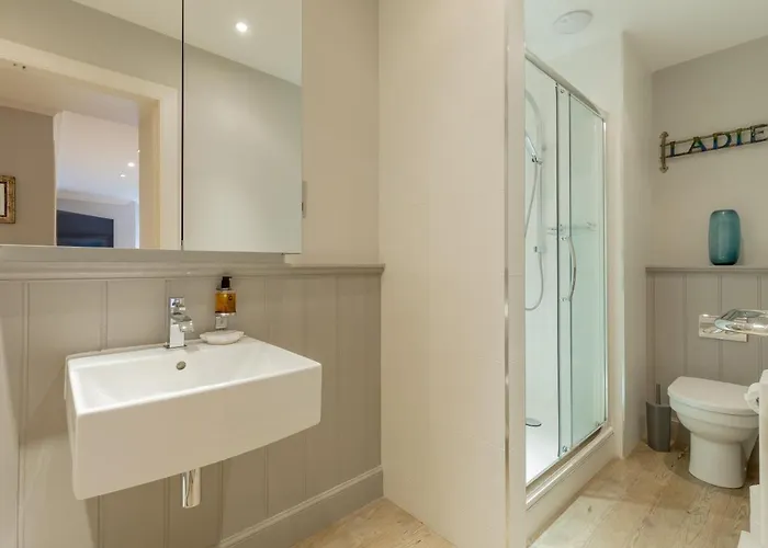 Destiny Scotland - Q-residence Apartment