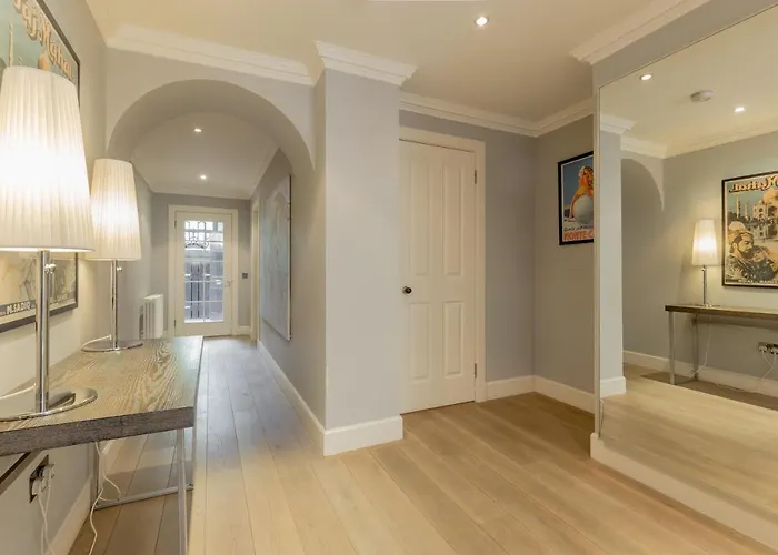 Destiny Scotland - Q-residence Apartment Edinburgh