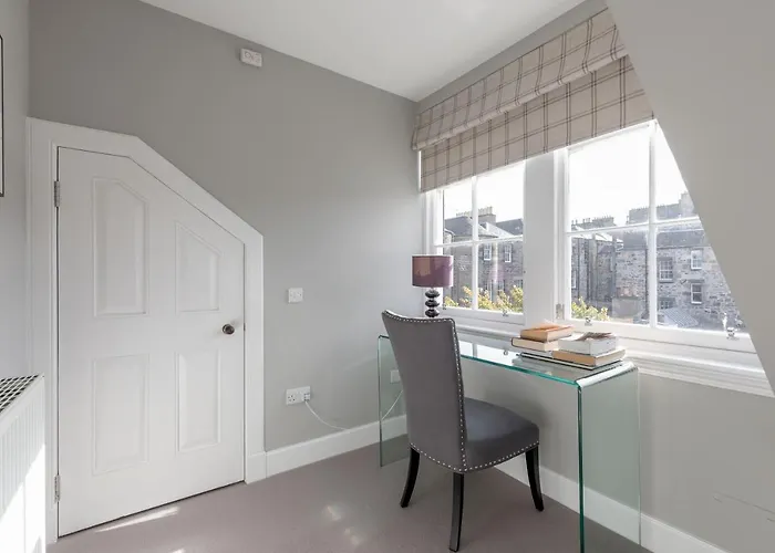 Destiny Scotland - Q-residence Apartment