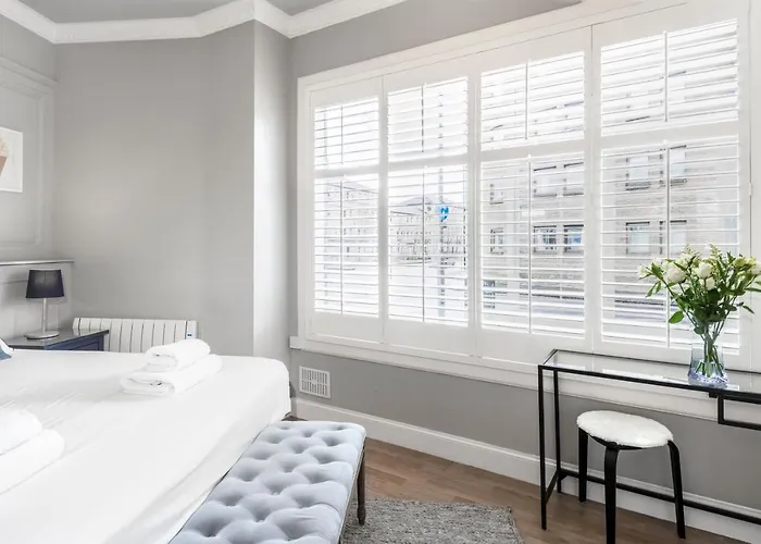 דירה Ice Cream *