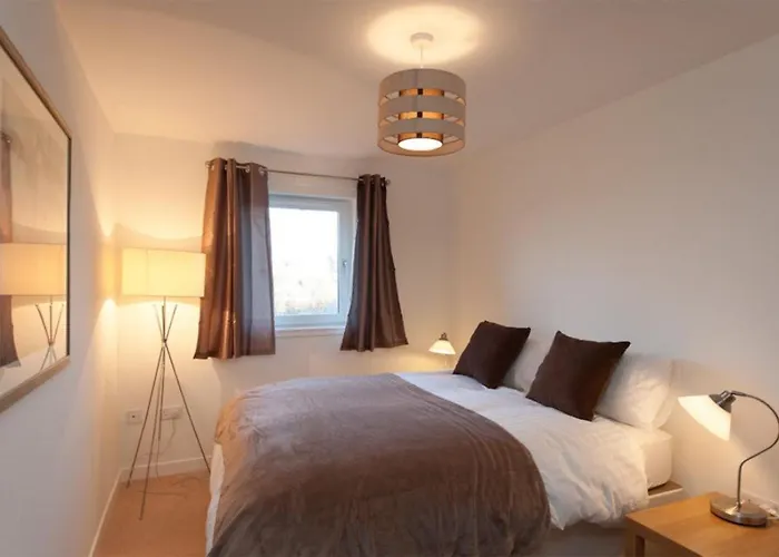 The Lochend Park View Apartmán *