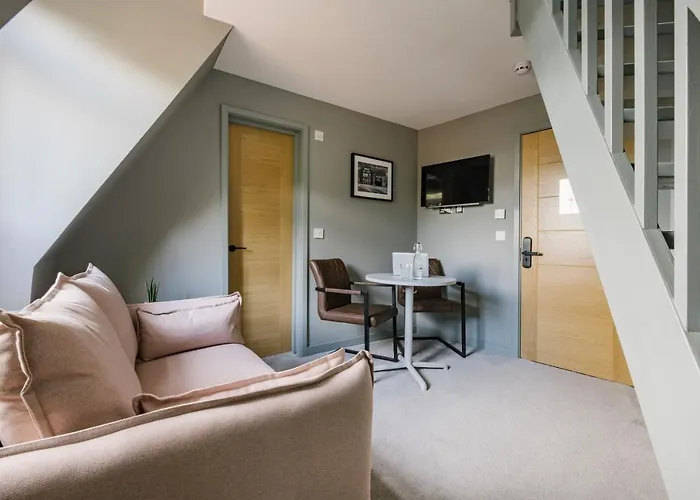 Towerbridge64 فندق 3*