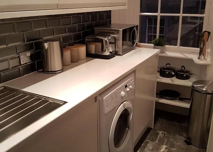 Thistle Centre