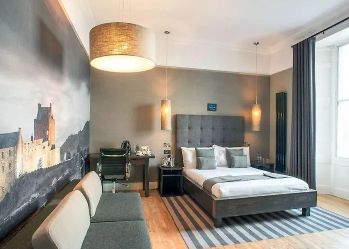 & Picardy Place 酒店 4*