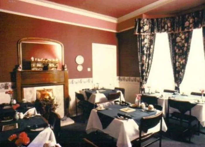 Murrayfield Park 3*