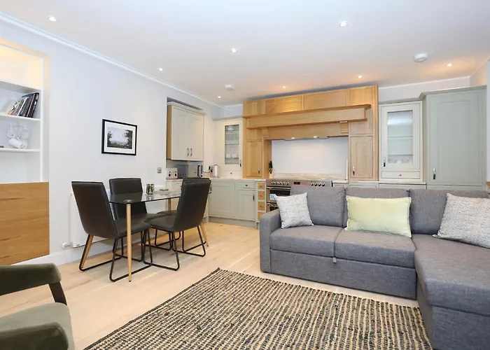 Joivy Modern And Airy Flat On The Historic Royal Mile *