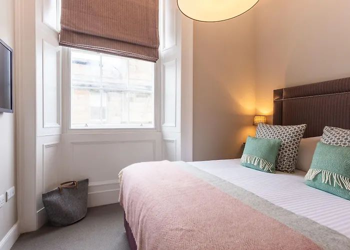 No1 - George Iv Bridge Hotel 4*