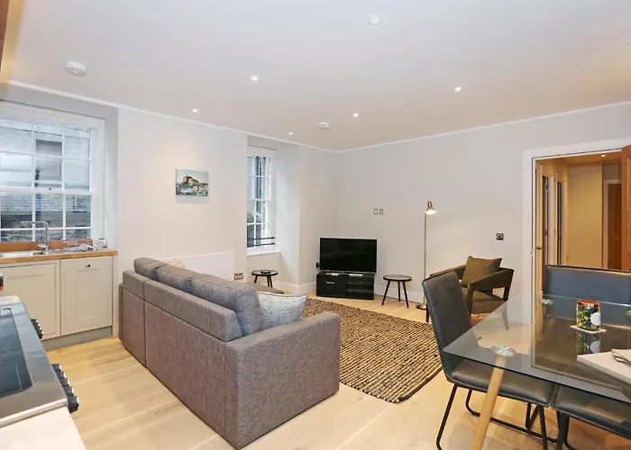 Joivy Modern And Airy Flat On The Historic Royal Mile Lägenhet