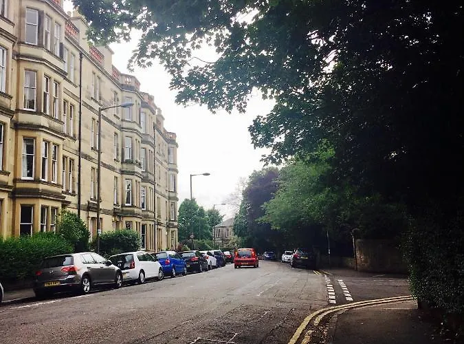 Guest house Georgian House 4*