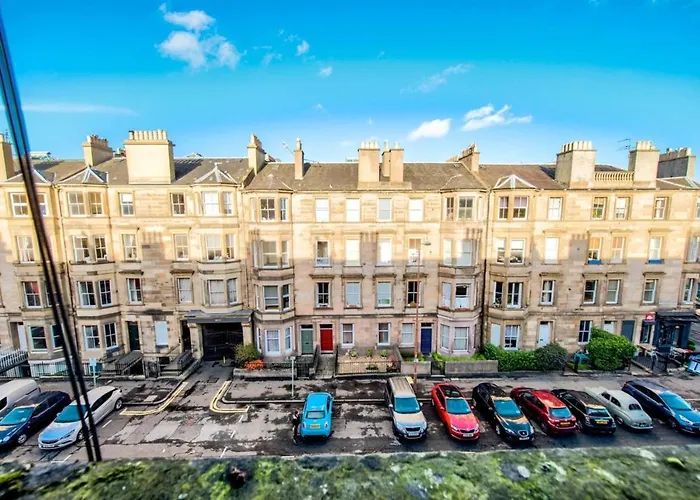 Guestready - Comfortable Flat Close To Centre דירה אדינבורו