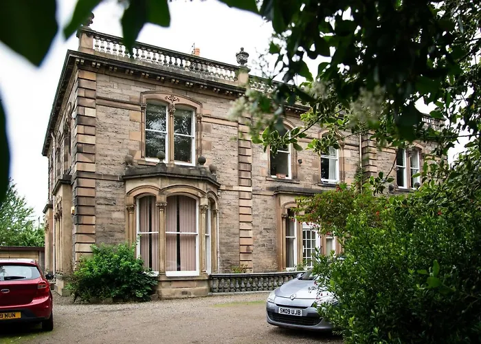 Georgian House 4*