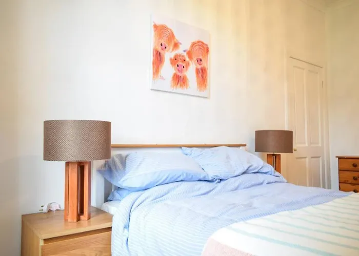 Lovely Sunny 2 Bed Coast Edinburgh