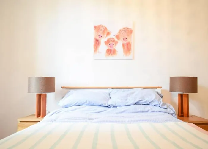 Lovely Sunny 2 Bed Coast Apartment