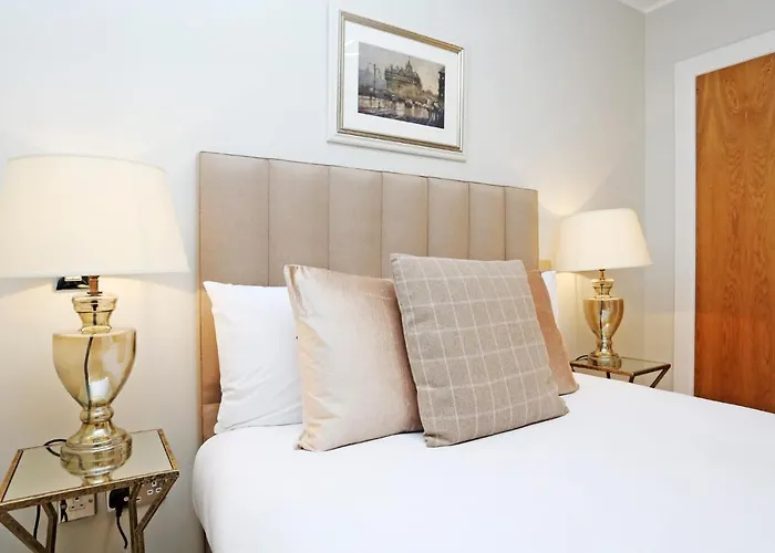 Joivy Modern And Airy Flat On The Historic Royal Mile Lägenhet Edinburg