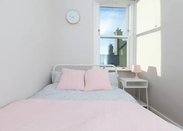 Appartement Bright And Modern Causewayside *